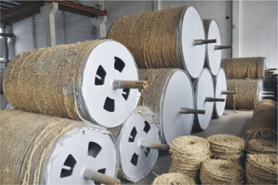 Preheating roll for drying and coating lines